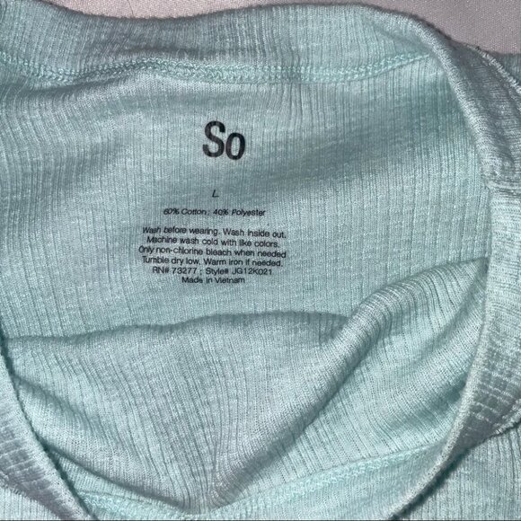 💋Bundle 4 items for $20. Add items💋 to a bundle3 - Picture 6 of 7